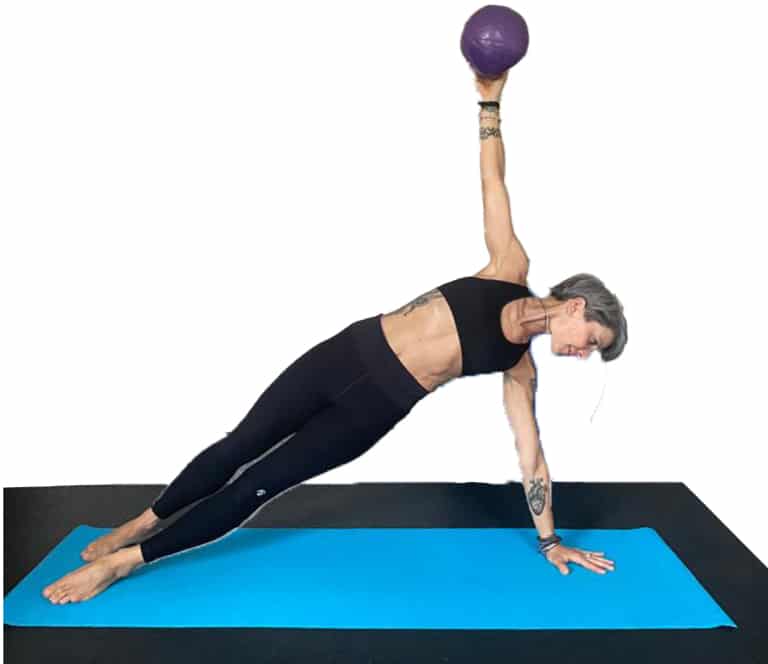 I 5 migliori esercizi di Pilates da fare a casa: Side plank